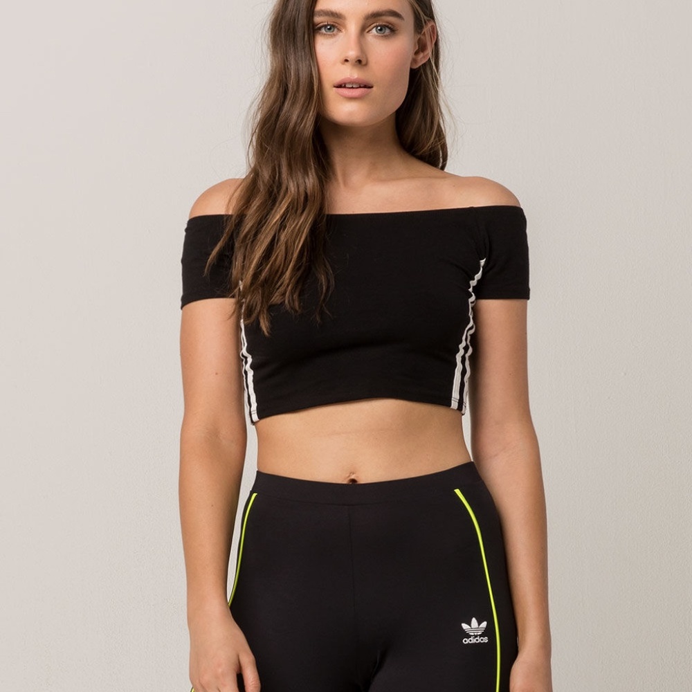 Full Tilt black off the shoulder crop top